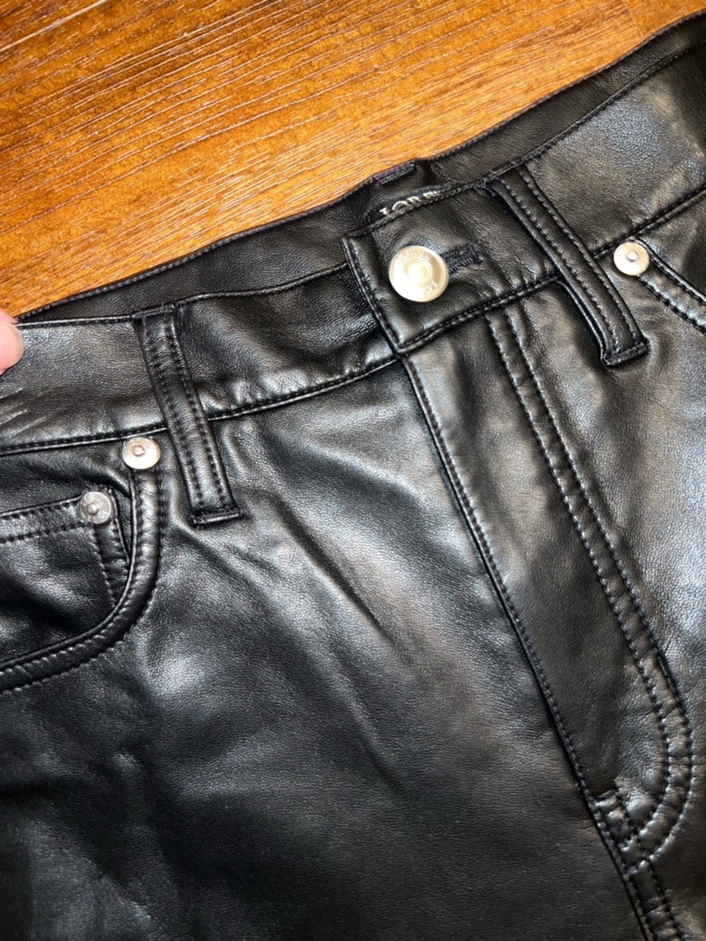 J. Crew Black Faux Leather Straight Leg High Rise 5 Pocket Pants Womens Size 25 - Picture 4 of 8
